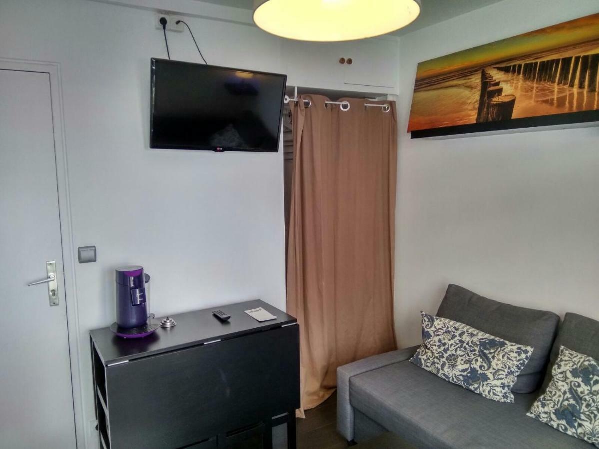 Studio avec piscine à 2 pas de la plage La Grande-Motte Esterno foto